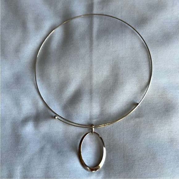 Oval Pendant on Choker Chain - Picture 2 of 6